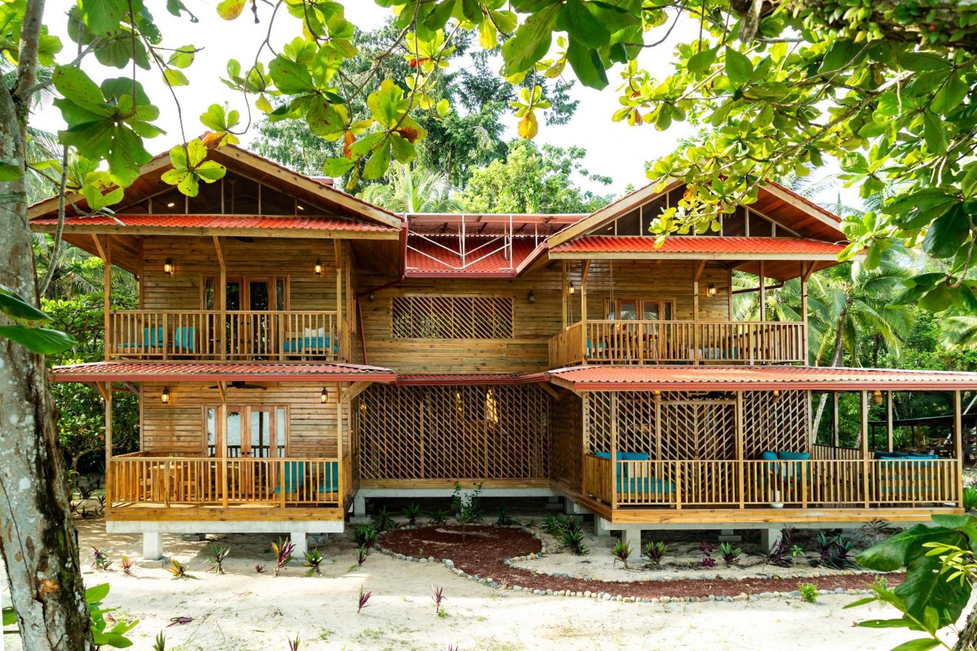 Casa Cayuco Eco-Adventure Lodge Бокас-дель-Торо Экстерьер фото